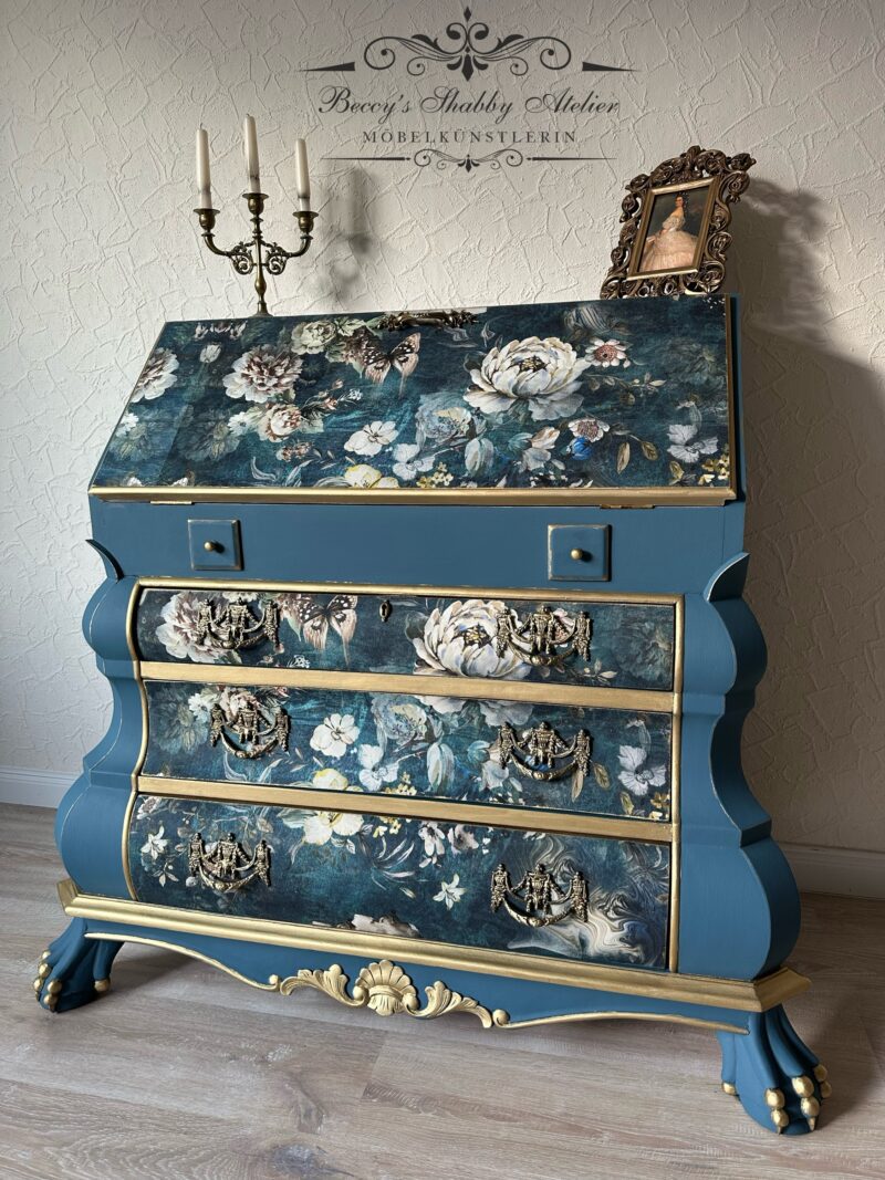 Barockstil Sekretär Blaue Blumen
Ausverkauft