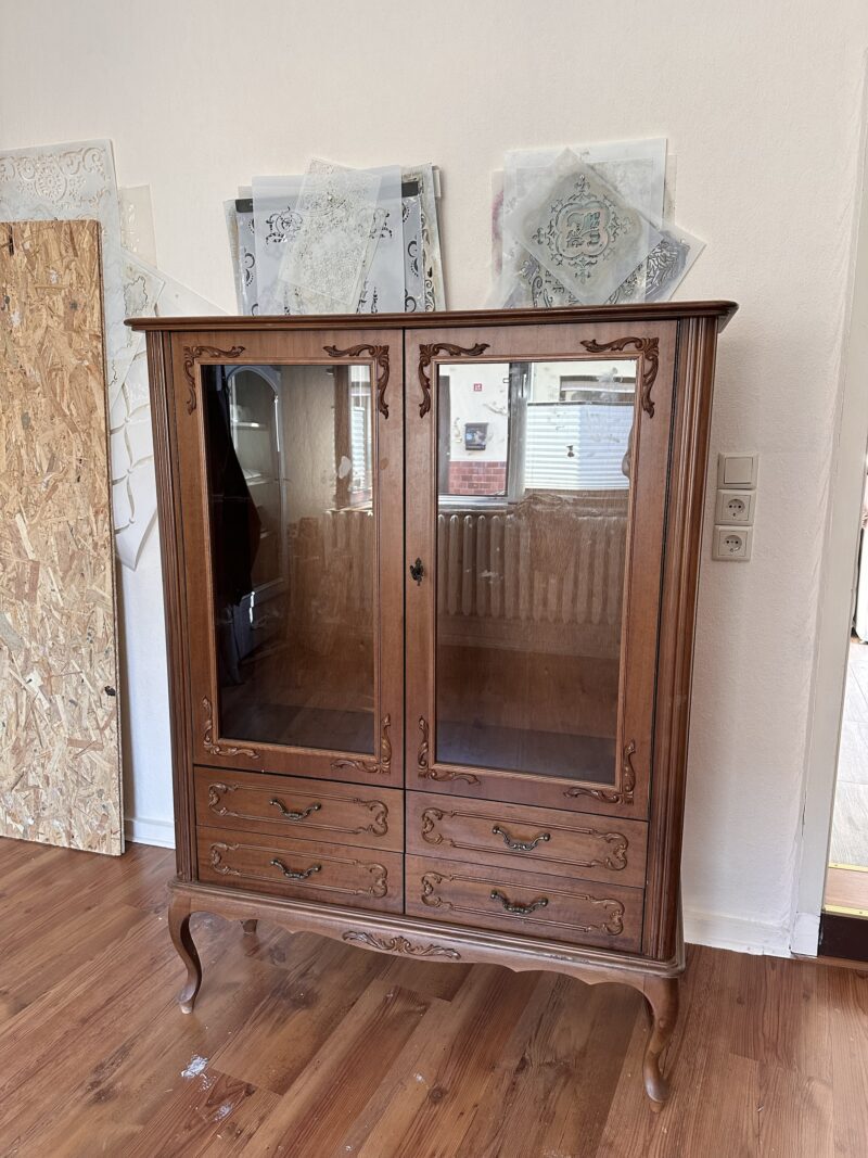 Chippendale Vitrine Les Roses – Bild 2